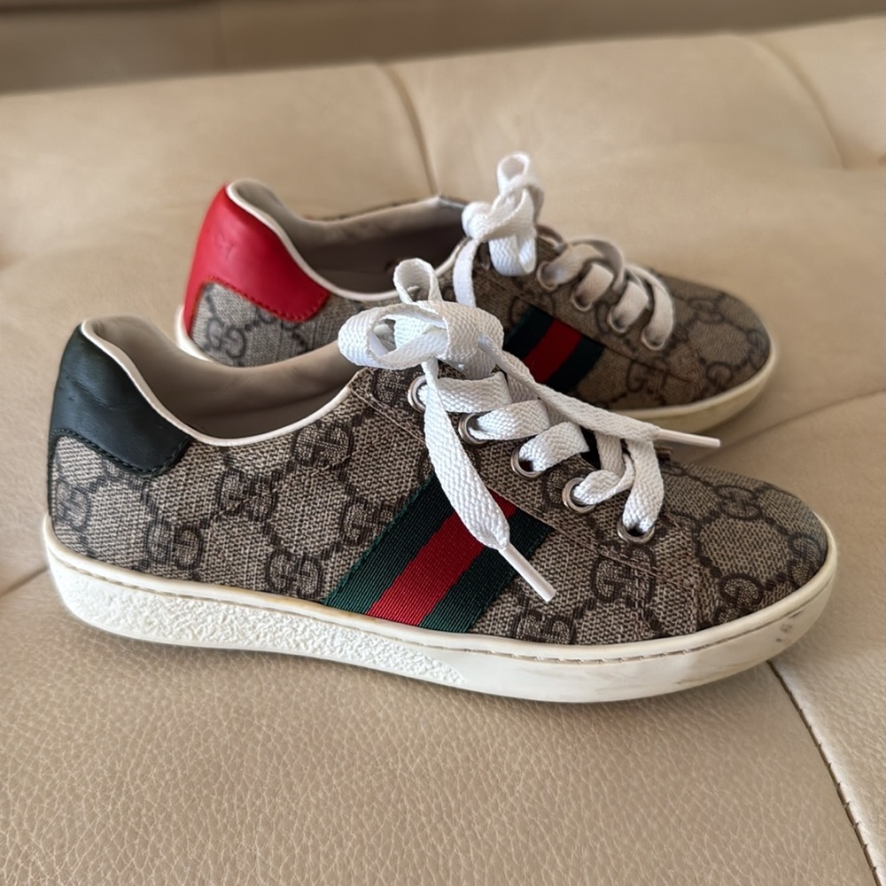 Boys Gucci Sneakers - Picture 3 of 9